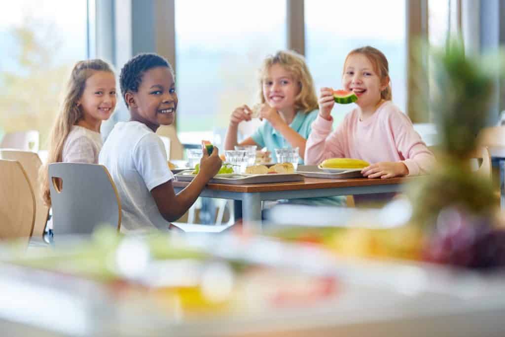 menu-de-la-semaine-collège-ndk-1024x683