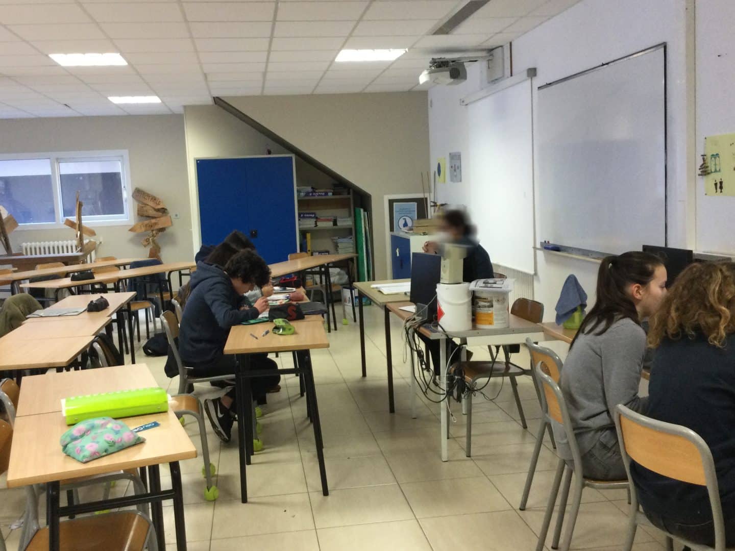 Eleves-consignes