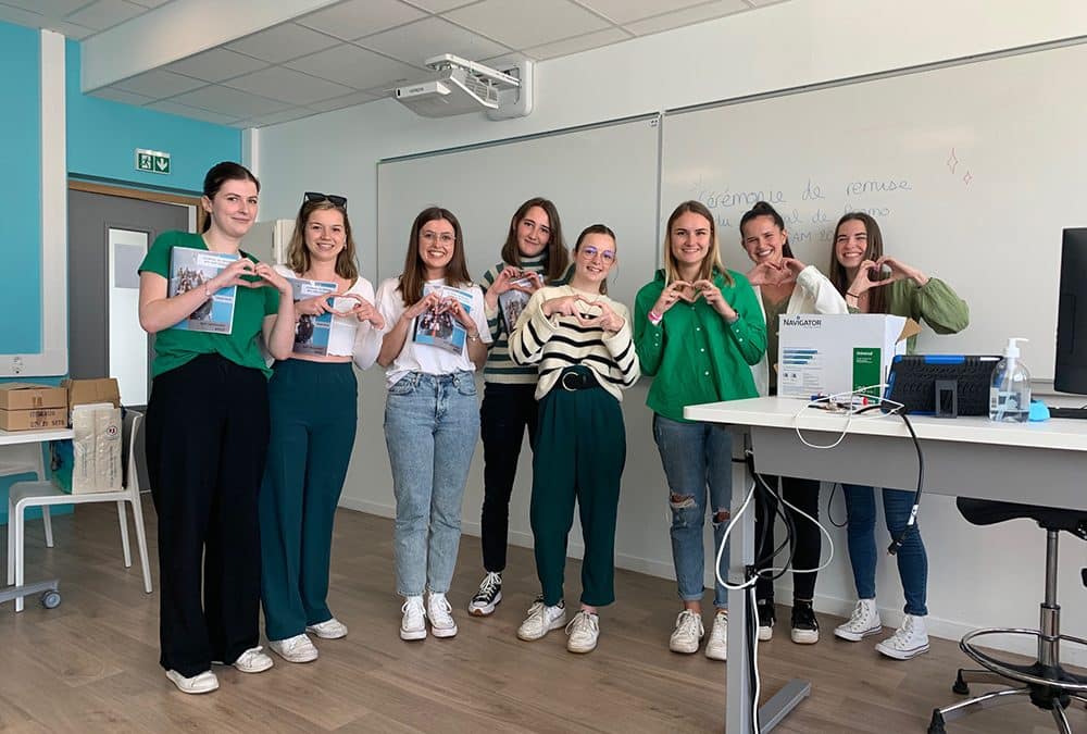Remise du journal de promo des BTS SAM !