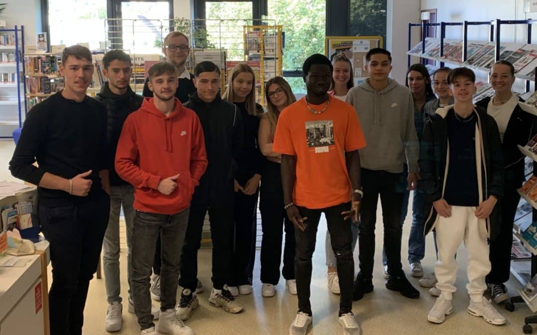 Armel, jeune ivoirien brestois, à la rencontre des Terminales AGORA !