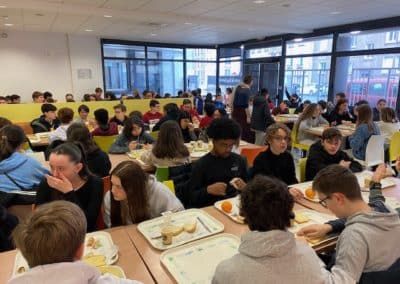 230322-Petit-dej-collectif-9-400x284