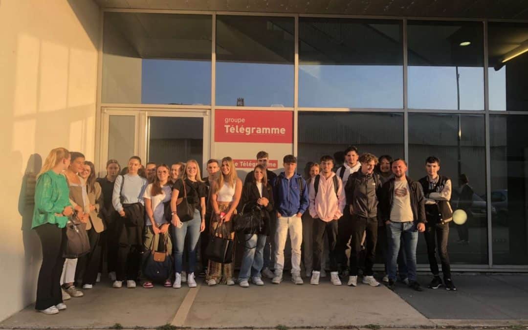Les 1ères BTS Gestion de la PME en stage phoning au journal Le Télégramme