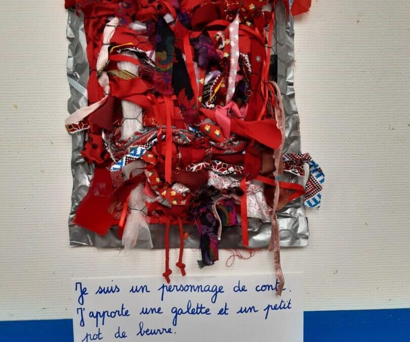 Exposition Conte textile des CP !