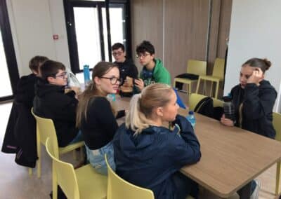 241014_cohesion_visite_carhaix_latinistes-6-400x284