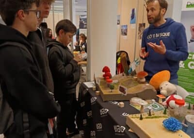 241014_fete_de_la_science_4eme-10-400x284