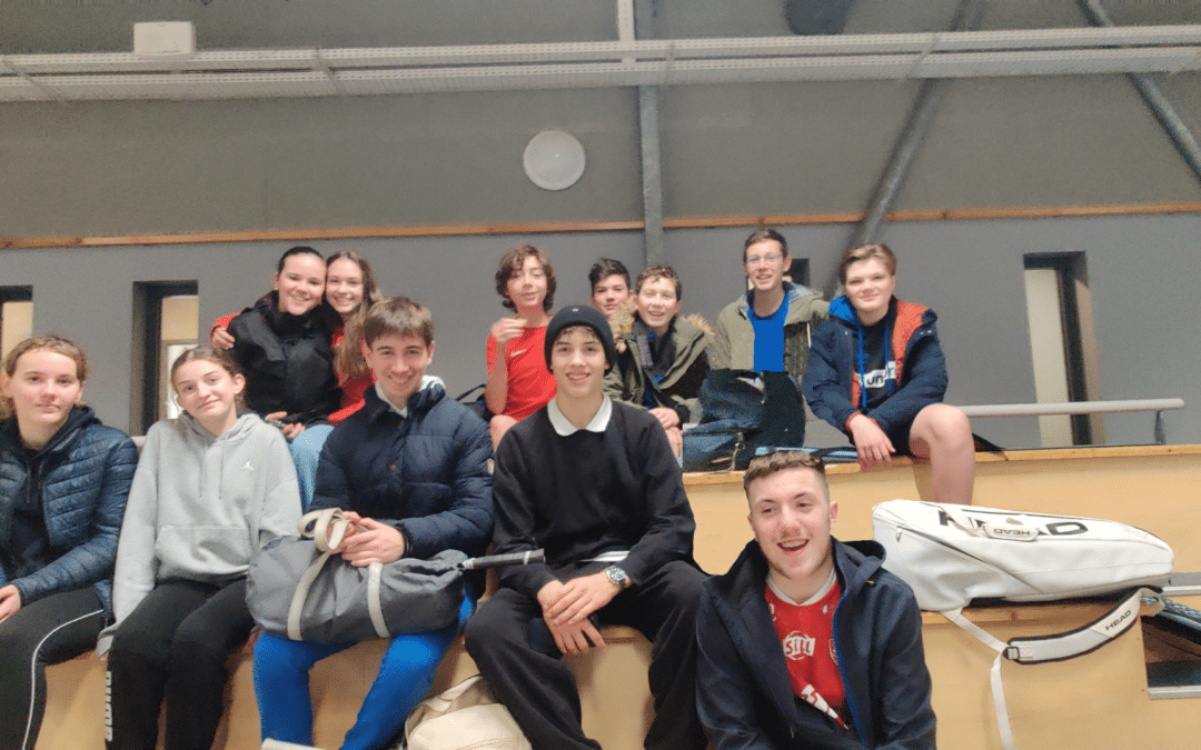 Une performance remarquable pour les élèves de Notre-Dame de Kerbonne au tournoi de badminton à Briec