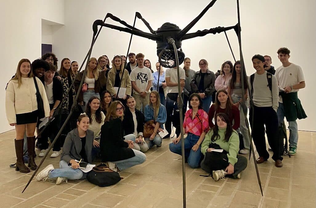 Visite inspirante à Landerneau pour les BTS communication de Javouhey !