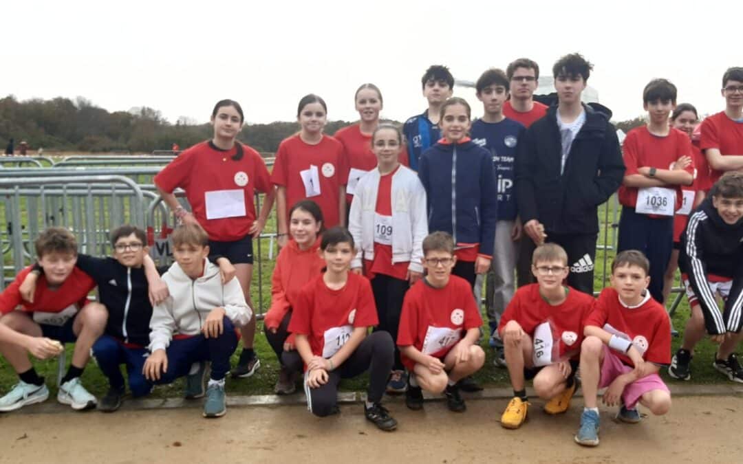 Cross départemental à Lesneven : nos élèves brillent sous un ciel clément !