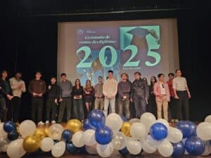 20251205_182529-300x225